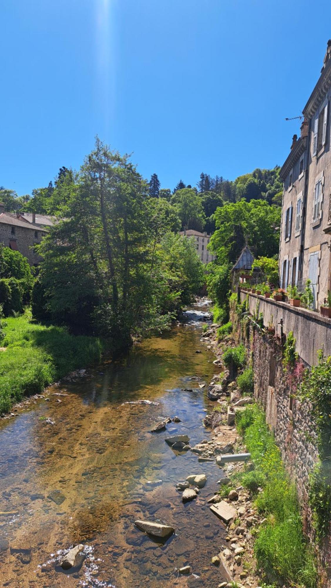Du Doubs Au Doux Lamastre Exterior foto